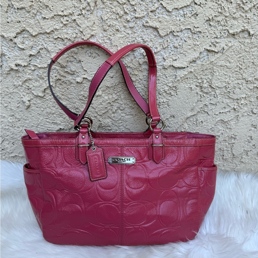 Coach Signature Patent leather bag